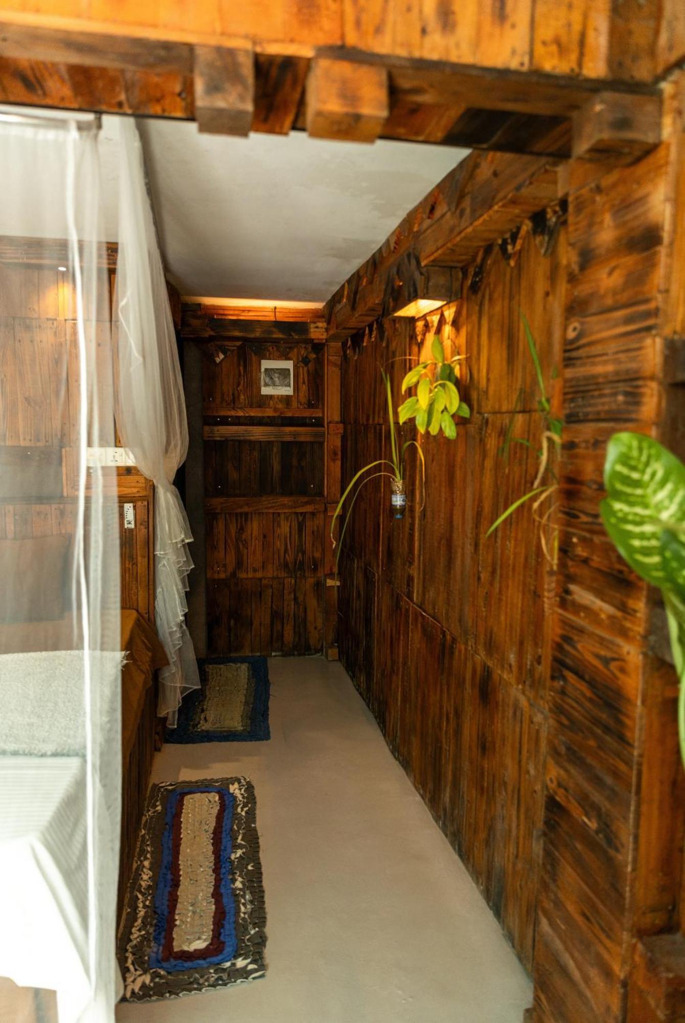 La Pinchi " Pinchi'S Bed " Hotel Gampola Exterior photo